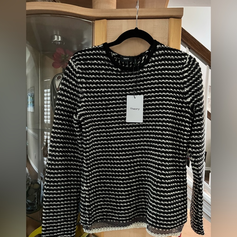 NWT THEORY Text Stripe PO Crewneck Sweater in Striped Wool Blend size P - Picture 2 of 6